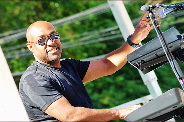Kevin Howard Trio